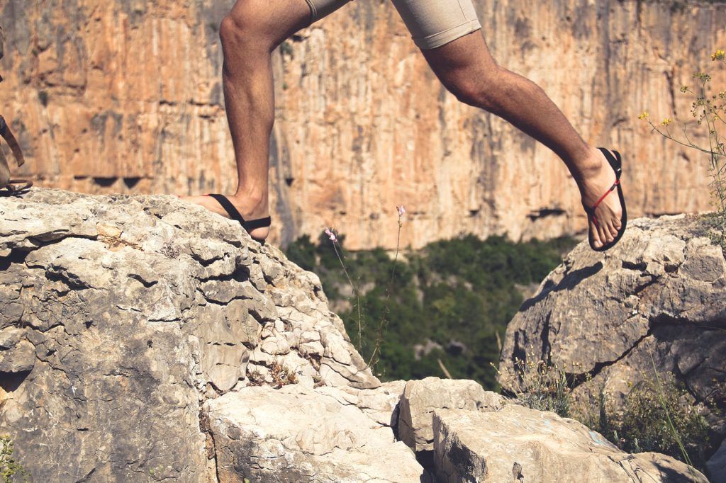 minimalist-sandals-nord-volcan-02